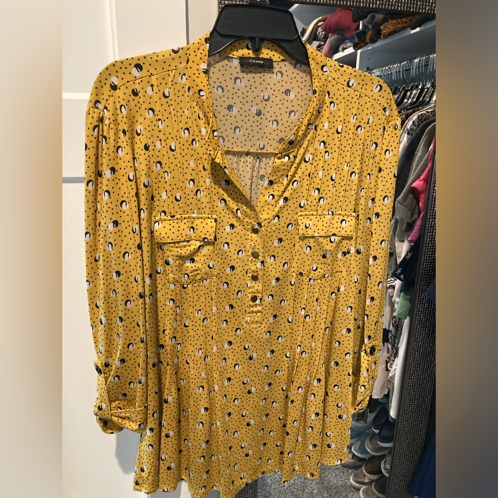 Cocomo XL yellow and black top